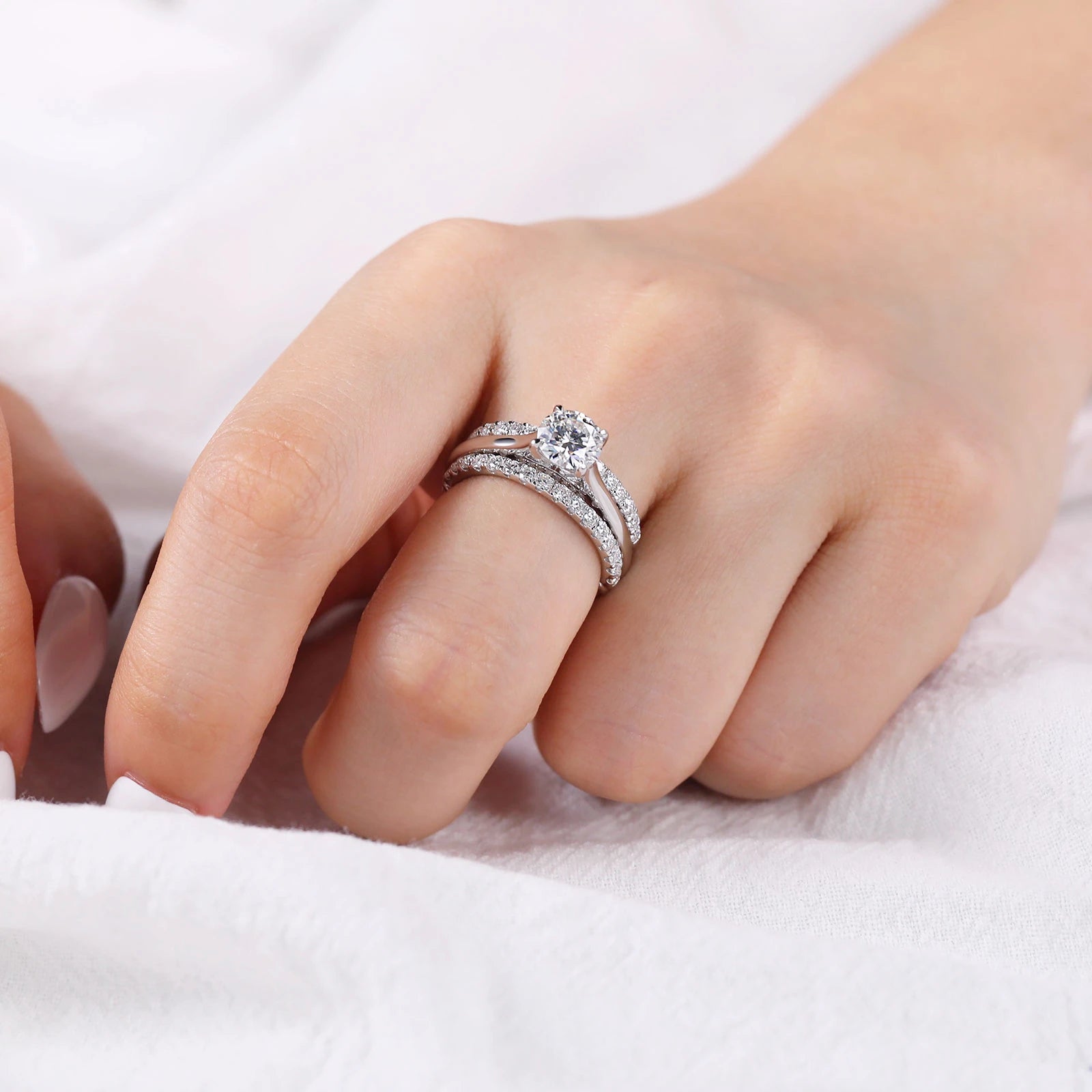 1CT Moissanite Engagement Ring S925 Sterling Silver White Gold Plated